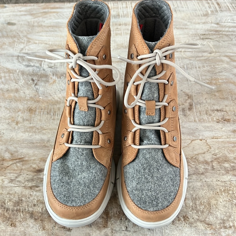 Sorel Explorer Next Joan Waterproof Boot {Tawny Buff/Moonstone} 8.5 - Picture 6 of 11